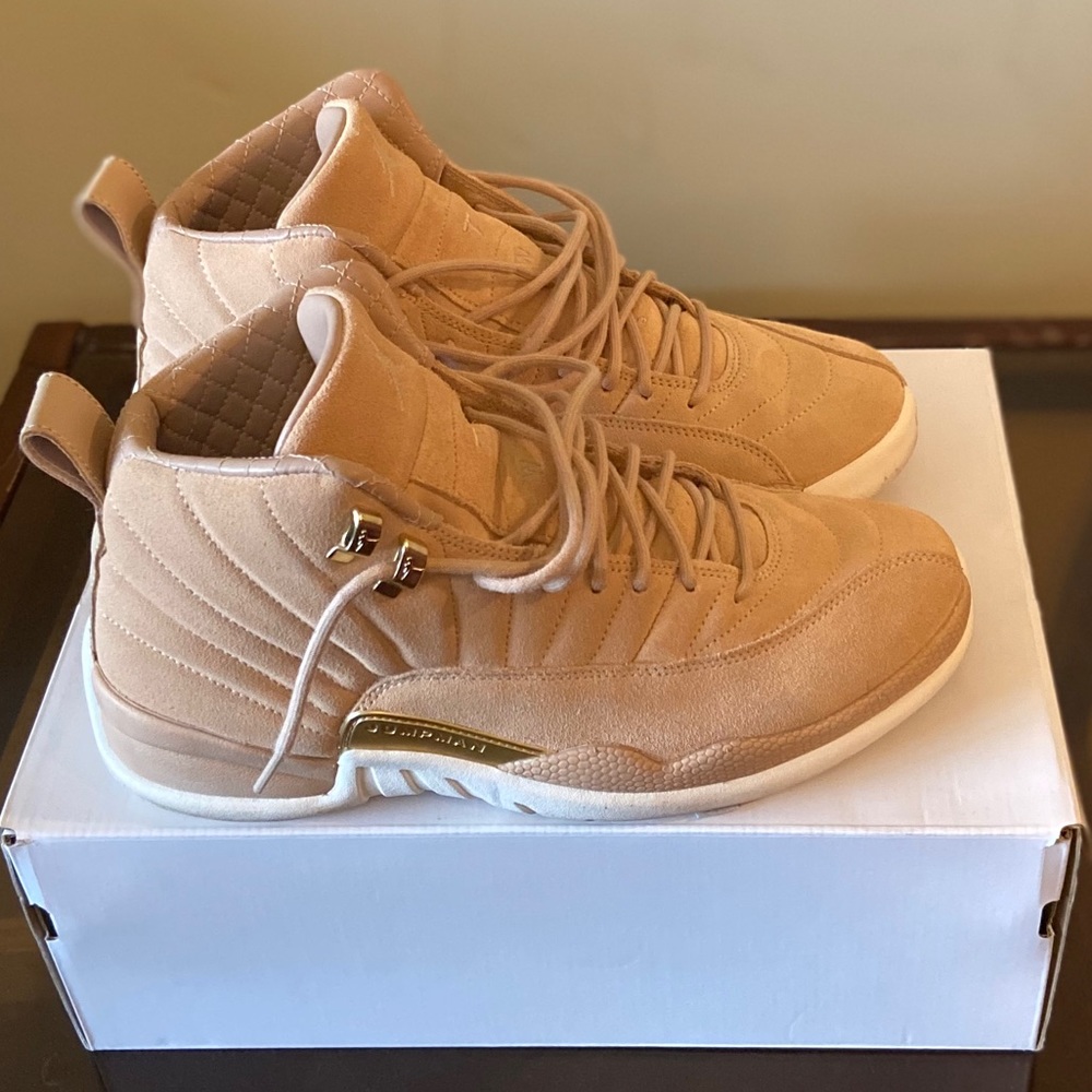 Jordan Retro 12 Women